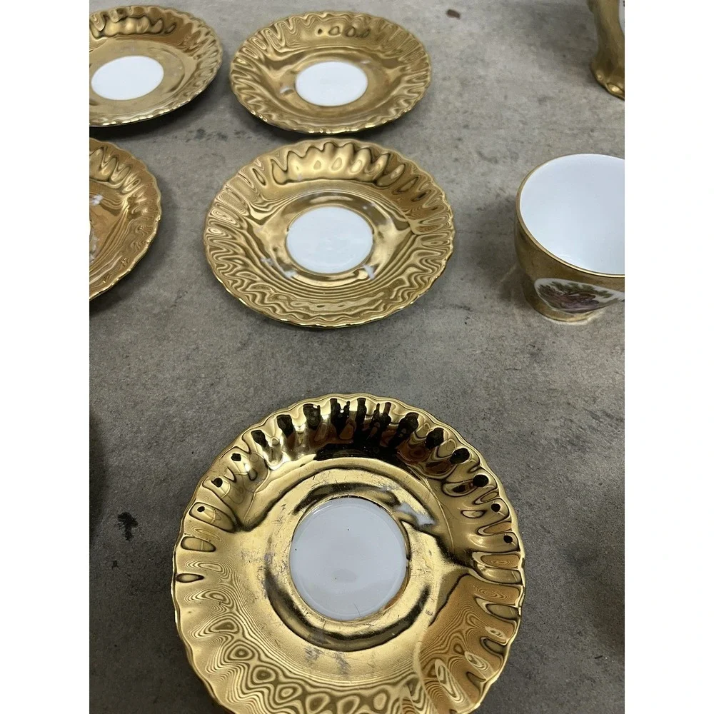 VINTAGE BAVARIA GERMANY GOLD FRAGONARD DEMITASSE COFFEE/TEA SET 9 PIECES